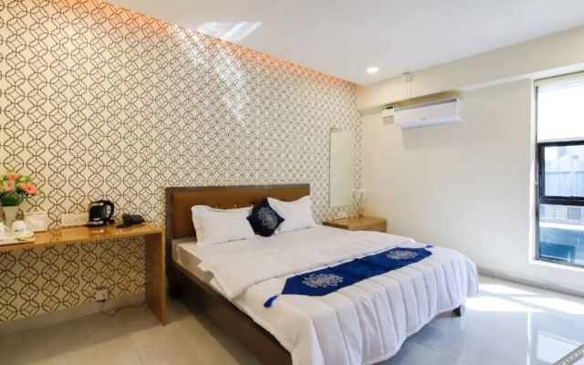 Comet Hotels by OYO Rooms