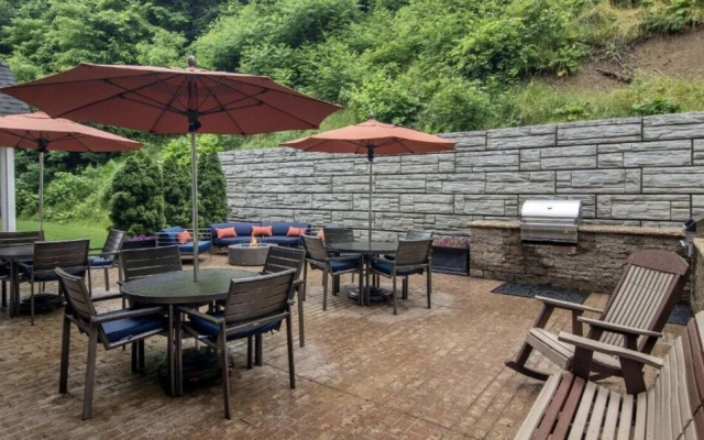 Microtel Inn & Suites by Wyndham Steubenville