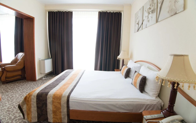 Hotel Trotuş