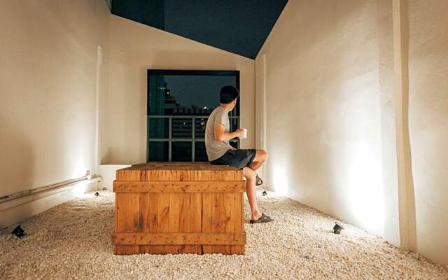 Отель Good'uck Hostel at Silom Таиланд, Бангкок - отзывы, цены и фото номеров - забронировать отель Good'uck Hostel at Silom онлайн комната для гостей