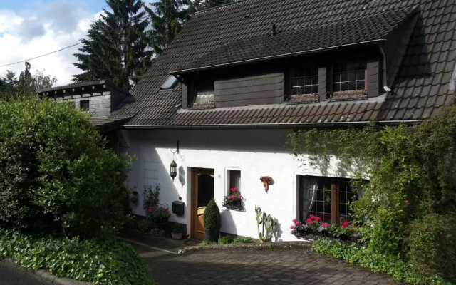 Gästezimmer Am Hüstert