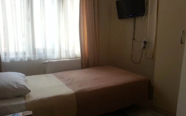Kral Mert Hotel
