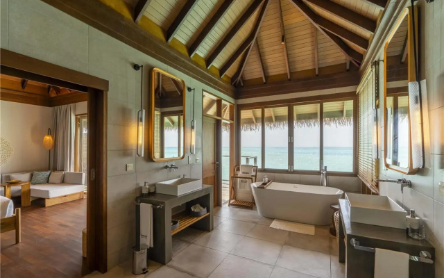 Курорт Melia Whale Lagoon Maldives   