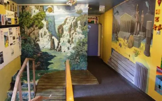 Atlantis Backpackers
