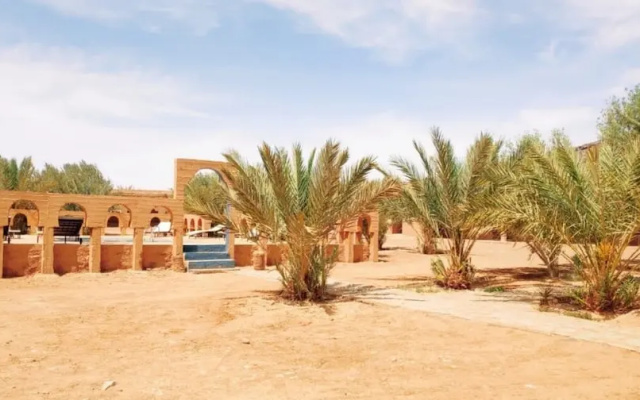 Auberge Camping Oasis El Mharech