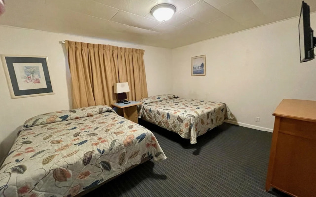 Lakeside Motel