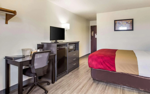 Super 8 Motel Somerset