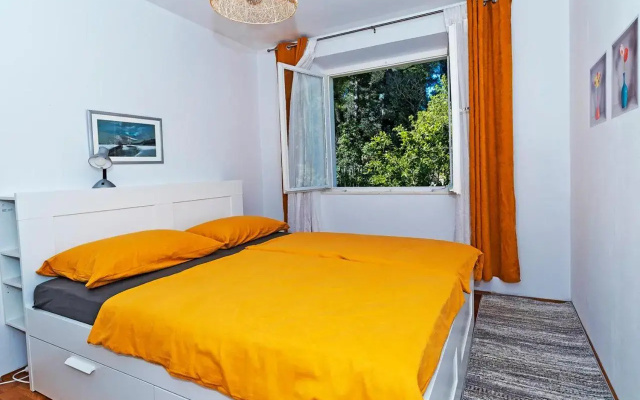 Comfortable Neda 58m2 next to beach&Old Town
