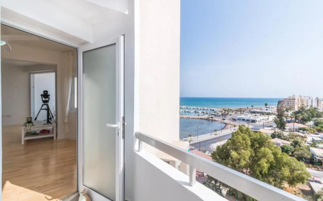 Limanaki Beach Aparment