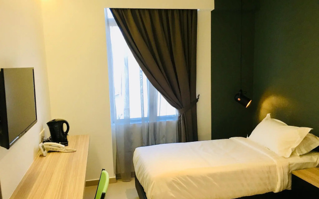 Enclave Hotel