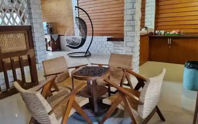 Sail Guest House