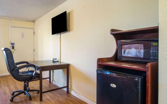 Econo Lodge Danville