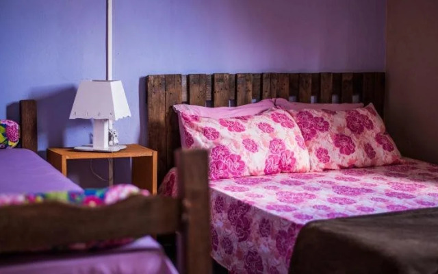 Hostel Moreira