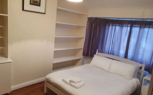 Elegant 3 Bed house walk Wembley stadium