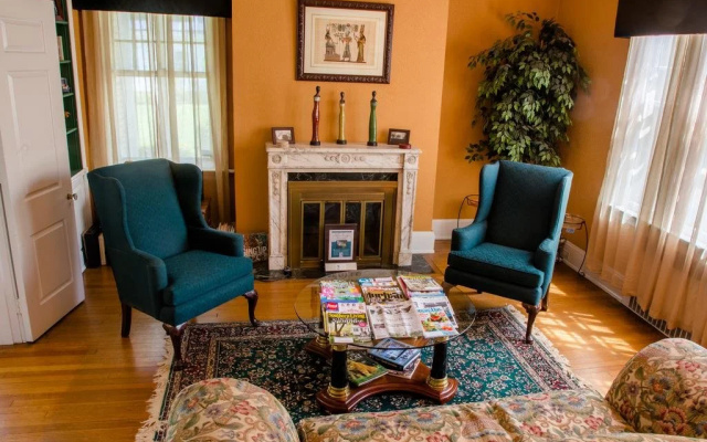 Morehead Manor B&B