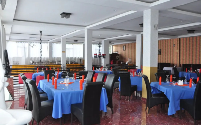 The Ruth Hotel