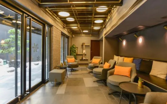 Berman Hotel Shanghai Lujiazui Oriental Pearl Branch