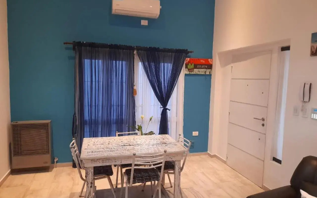 Hermosa casa con patio, parrilla y garage cerrado