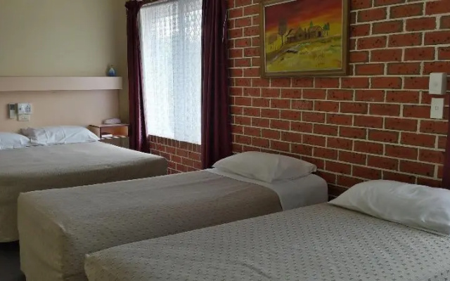 The Mullum Motel