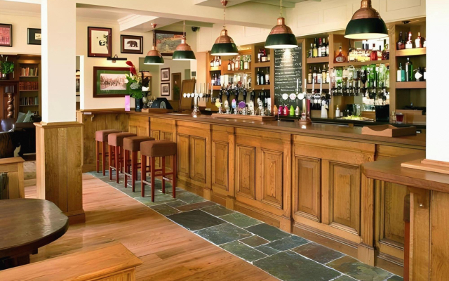 Bears Paw Inn