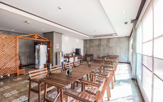 Oyo 360 de Phunchai Hometel,Lamphun