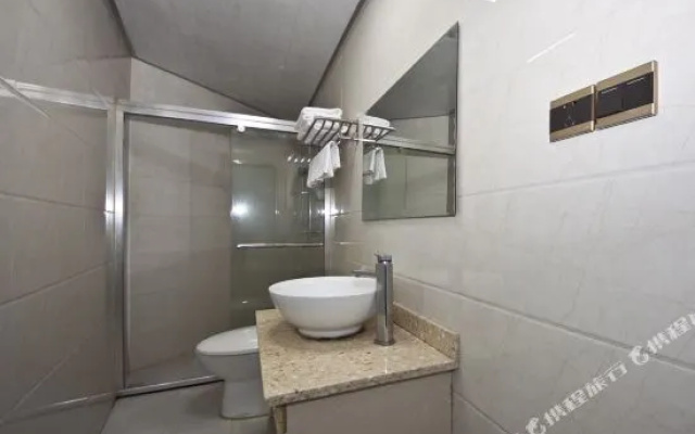 Huayou Hotel