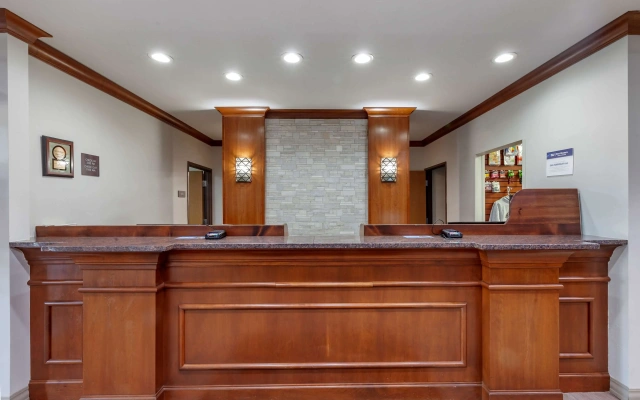 Best Western Plus Sparta Trail Lodge