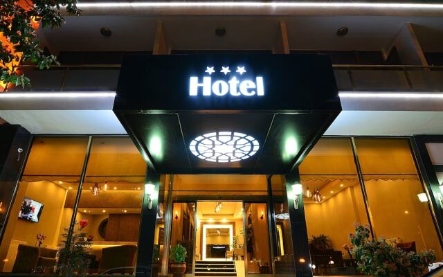 Tekirdag Yat Hotel Текирдаг вид на фасад