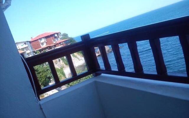 Sotirovi Guest House