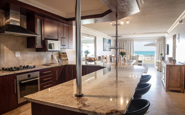 Jeffreys Bay Beach Accommodation