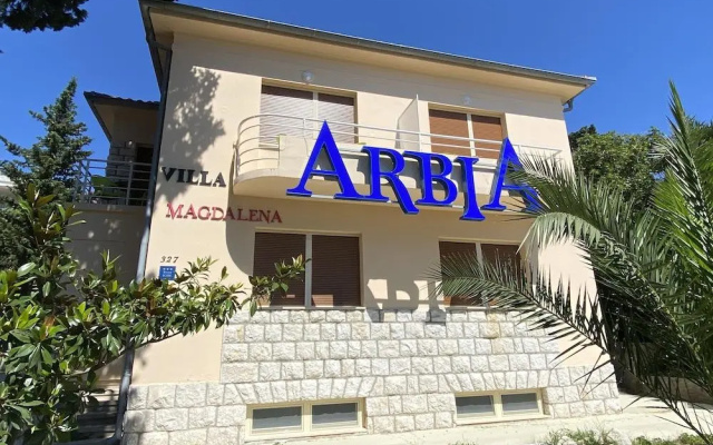 Integrated Hotel Arbia - Villa Magdalena