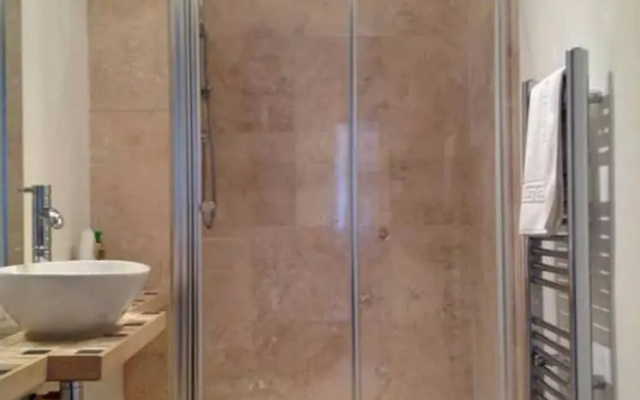 2 Bedroom Apartment In City Centre