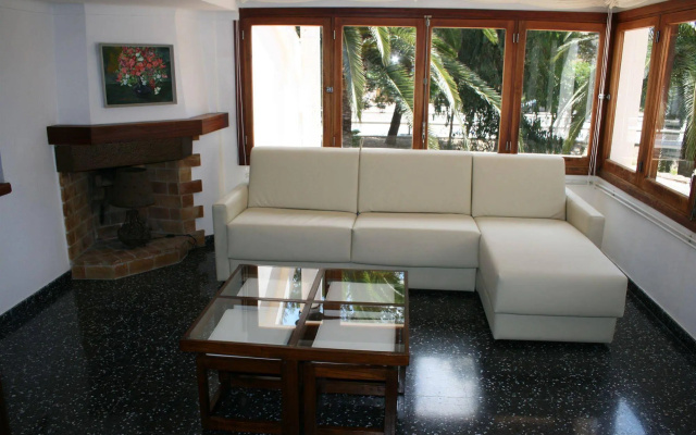 Villa Can Borras