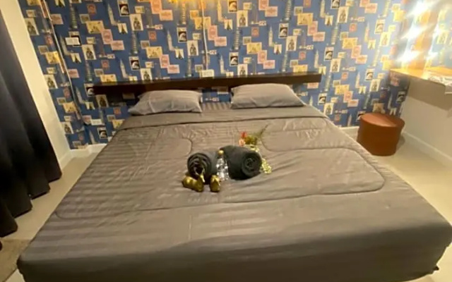 M Hostel and Cafe