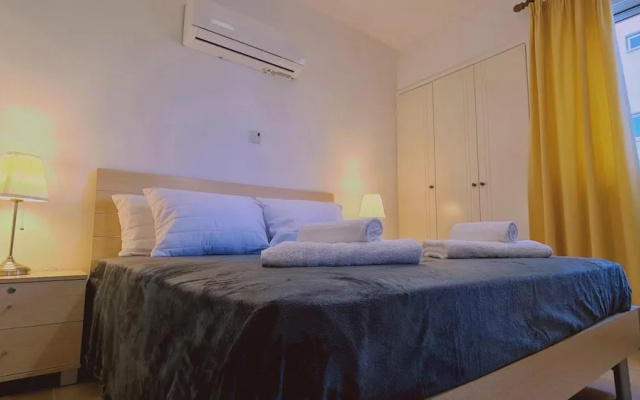 35 LCA - Camelia Apartment