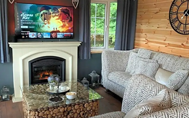 Percy Wood Lodges with Hot Tubs