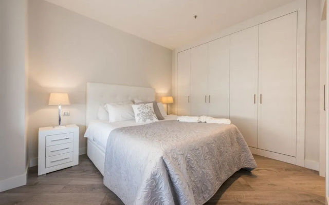 Torre de Madrid Executive - MADFlats Collection