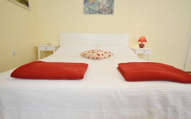 Amici Apartment