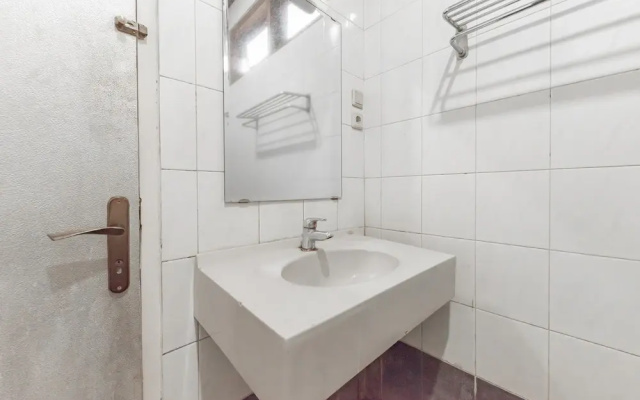Urbanview Hotel Utari