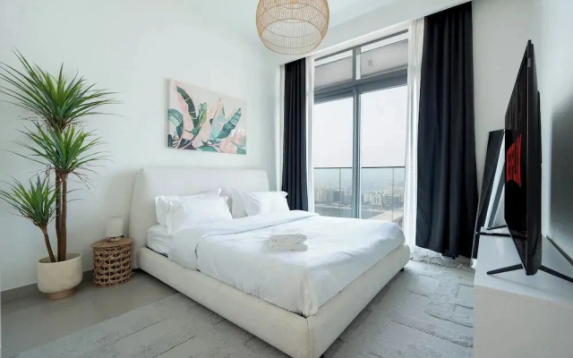 KeyRock - Sea View Beachfront Penthouse