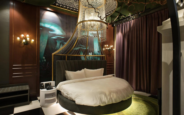 Vangohh Eminent Hotel & Spa