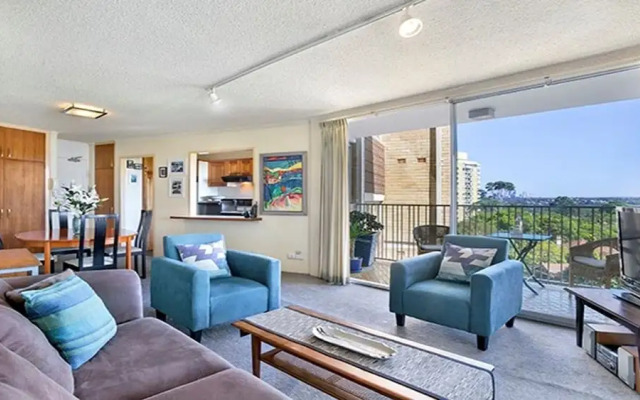 Charming Comfortable and Convenient - MOS72
