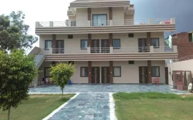 Hotel Gitanjali