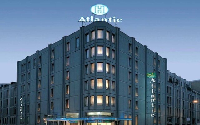 C-Hotels Atlantic Италия, Милан - 7 отзывов об отеле, цены и фото номеров - забронировать отель C-Hotels Atlantic онлайн вид на фасад