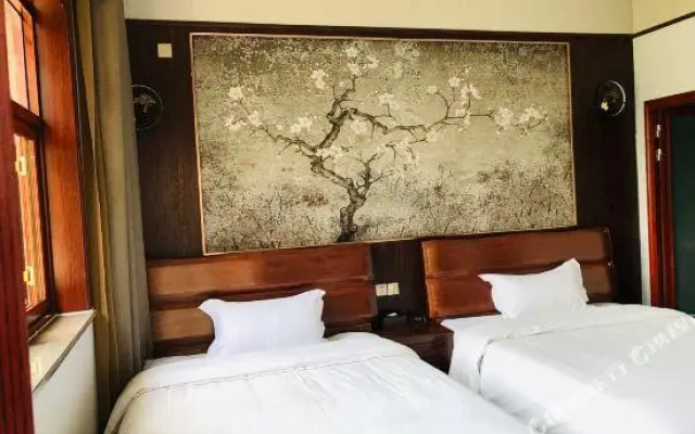 Mengshan Kanggu Hot Spring Hotel