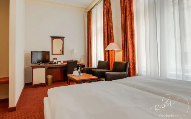 Akzent Hotel Am Goldenen Strauss