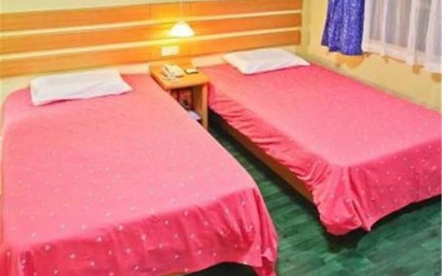 Home Inn Sanya Wenming Road Branch