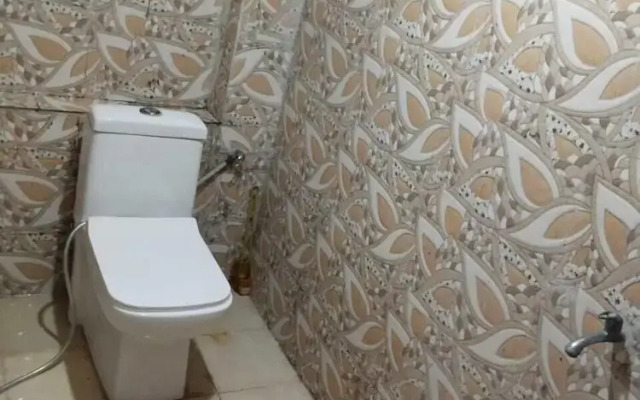 Shri Veni Madhav Hotel by Oyo Rooms