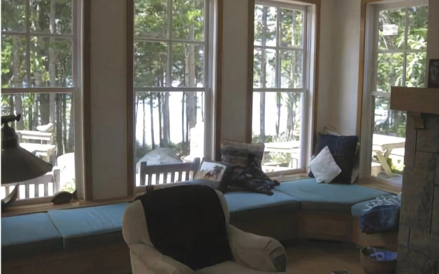 Inner Harbor Retreat - Four Bedroom Home