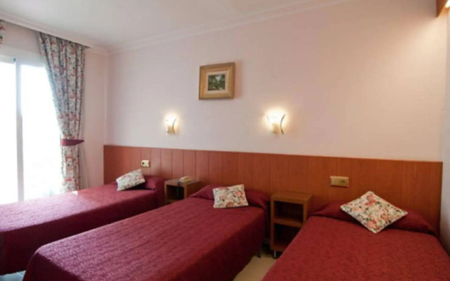 Hotel Medium Claramar